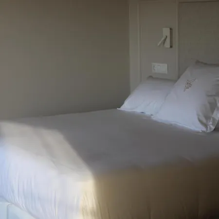 Hotel De La Osa 3*
